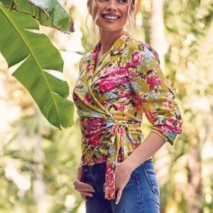 🆕 Kut from the Kloth Felicity Wrap Blouse